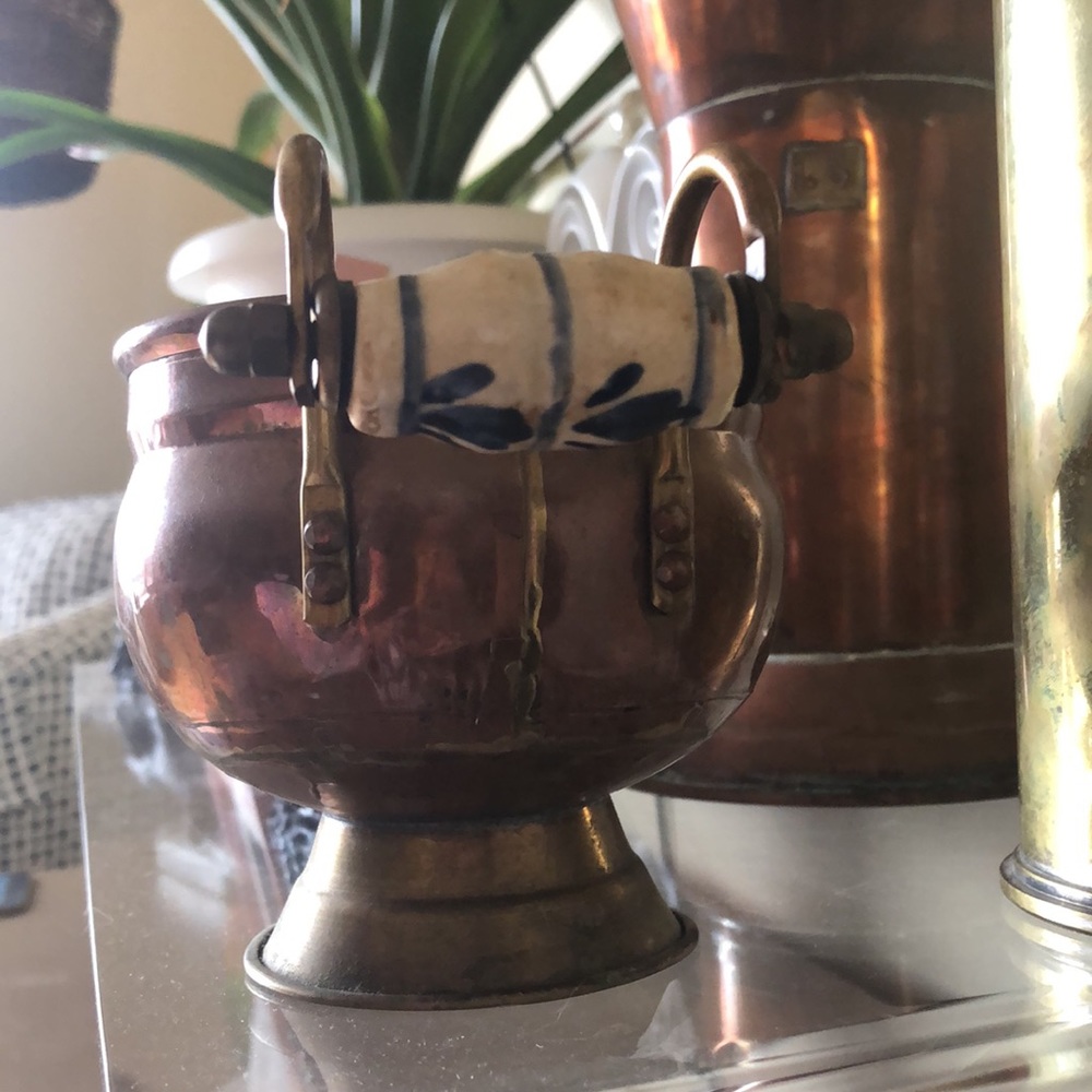 Copper with Delft handles - Picture 5 of 6